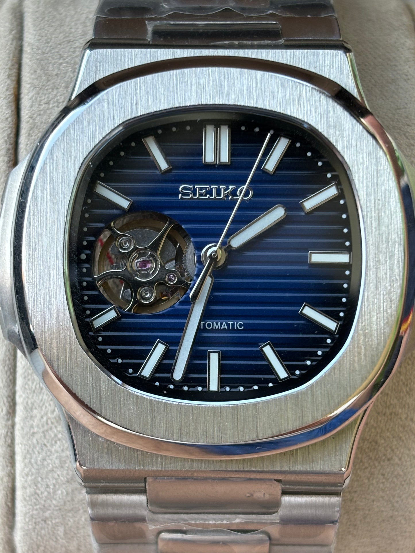 NAUTILUS OPEN HEART NAVY BLUE - RELOJ SEIKO NH35 PERSONALIZADO
